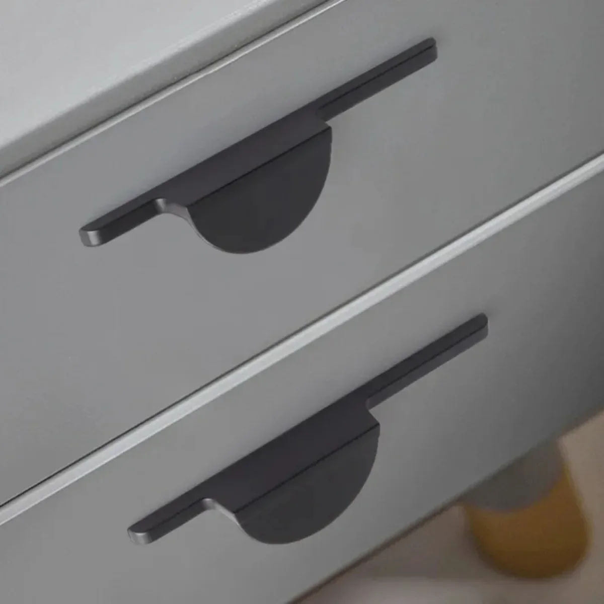 Puxadores de Móveis Semicircul - Restoration Hardware Furniture Used avaliação e preço