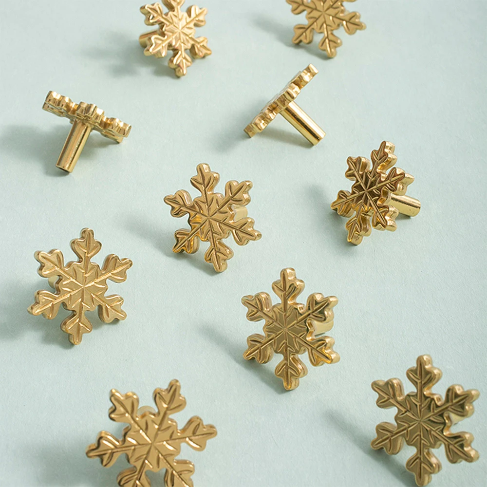 Snowflake Brass Cabinet Door K - Unique Furniture Hardware avaliação e preço